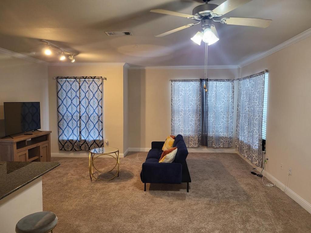 Modern Galleria Apt-Freeparking-Pool-Fast Wifi-Med Ctr Houston Exterior foto